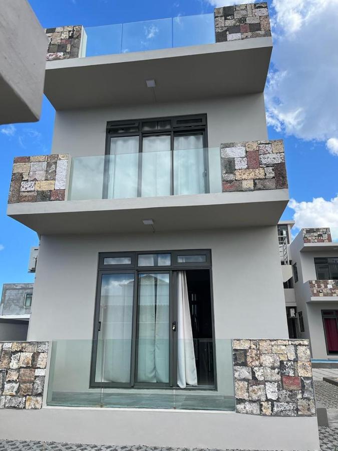 John House Studio No 5 Flic en Flac Экстерьер фото